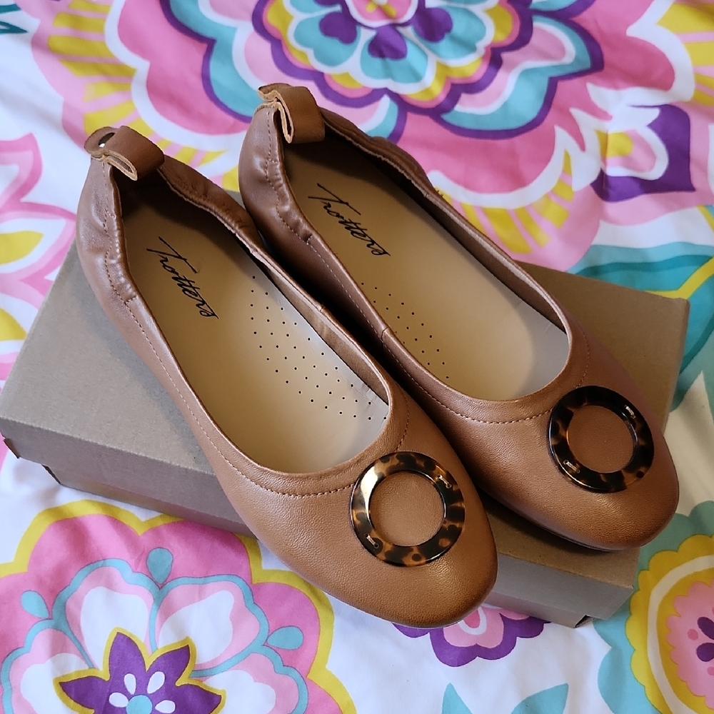 Trotters Brown Ballet Flats with Tortoise Accent